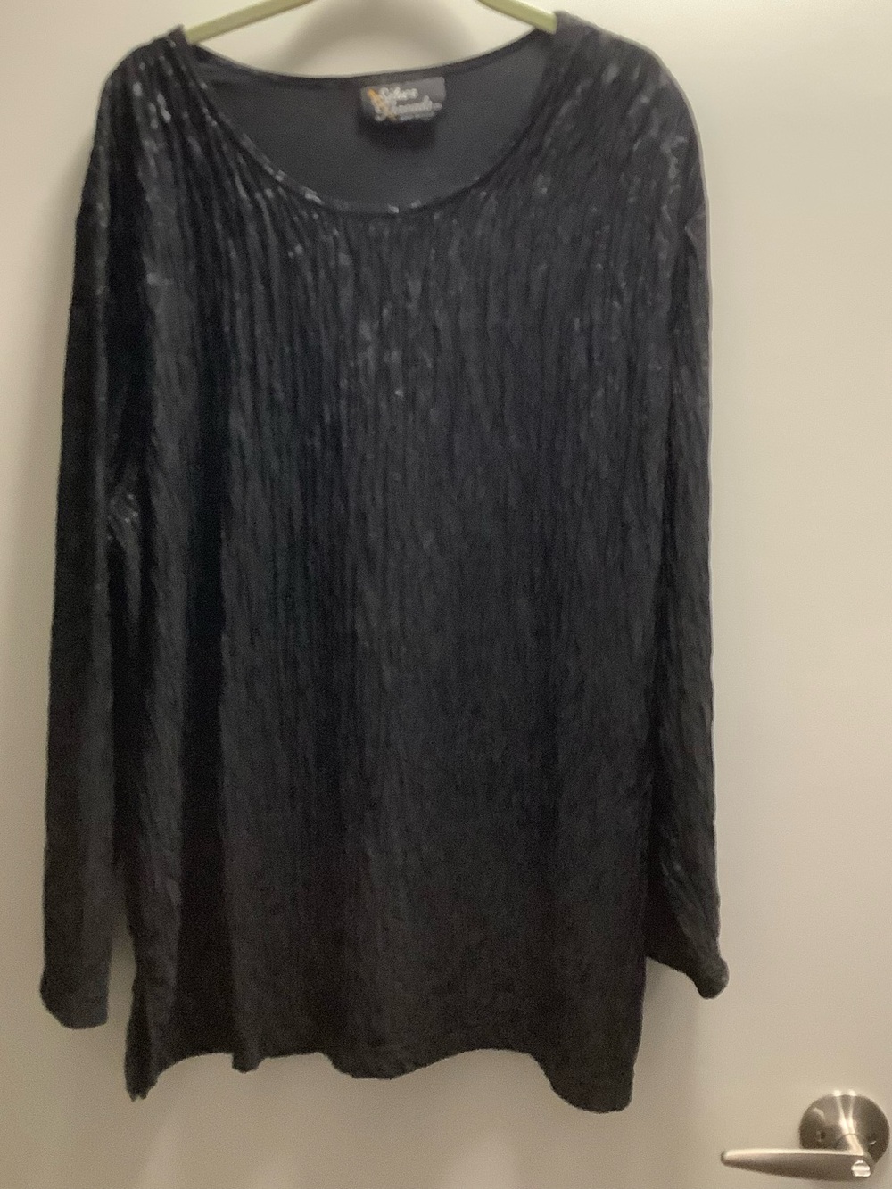 Silver Threads Woman’s Black Long Sleeve Top Size 2X